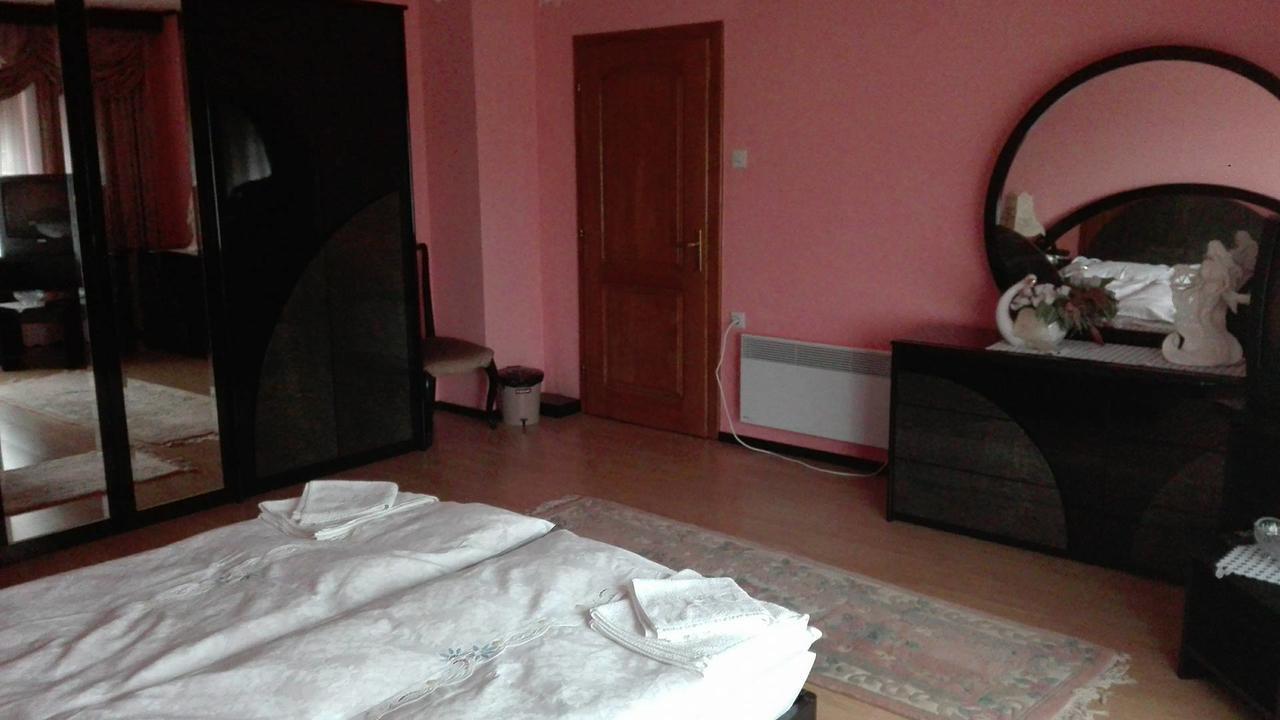 Domacinstvo Opavski Backi Petrovac Extérieur photo